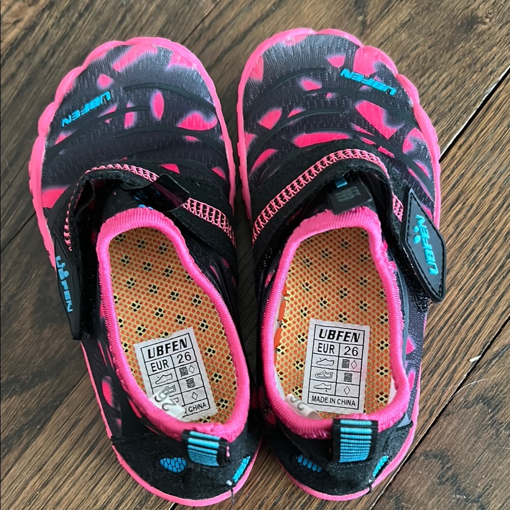 Kids Water Shoes - Pink and Black